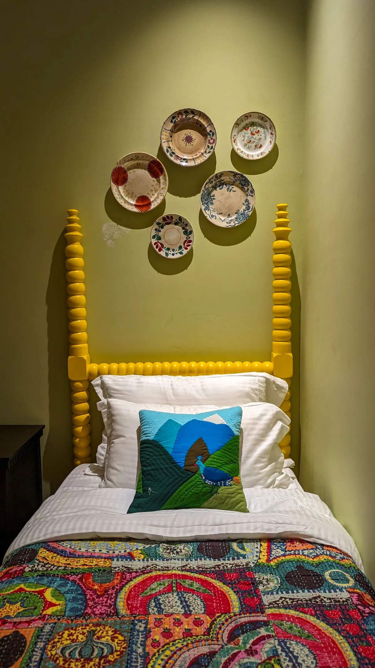 HUSHSTAY X BAREFOOT HOUSE — photo 1 of 25