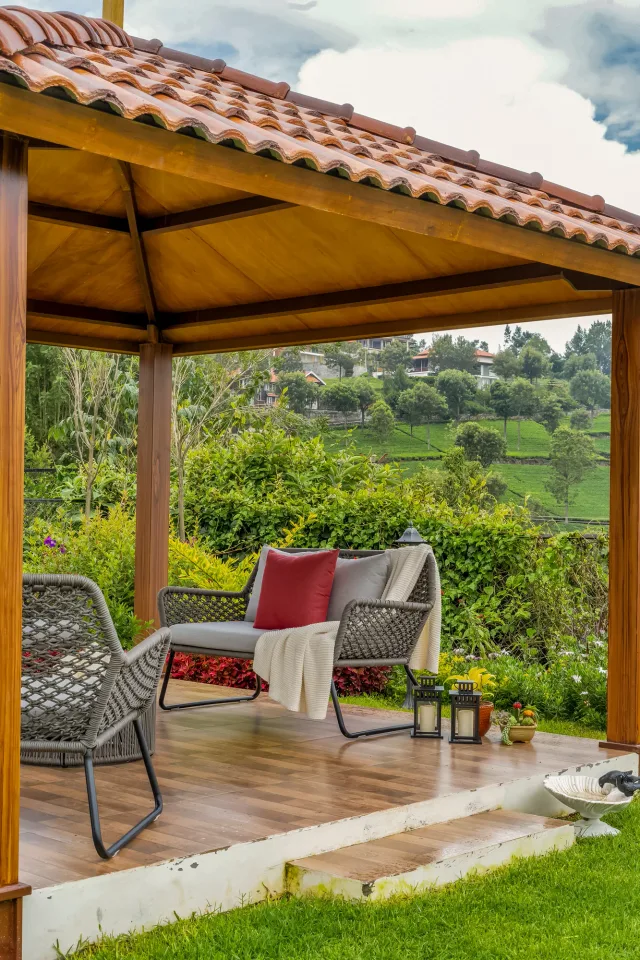 AROUND VENTE COLLINE near HUSHSTAY X VENTE COLLINE