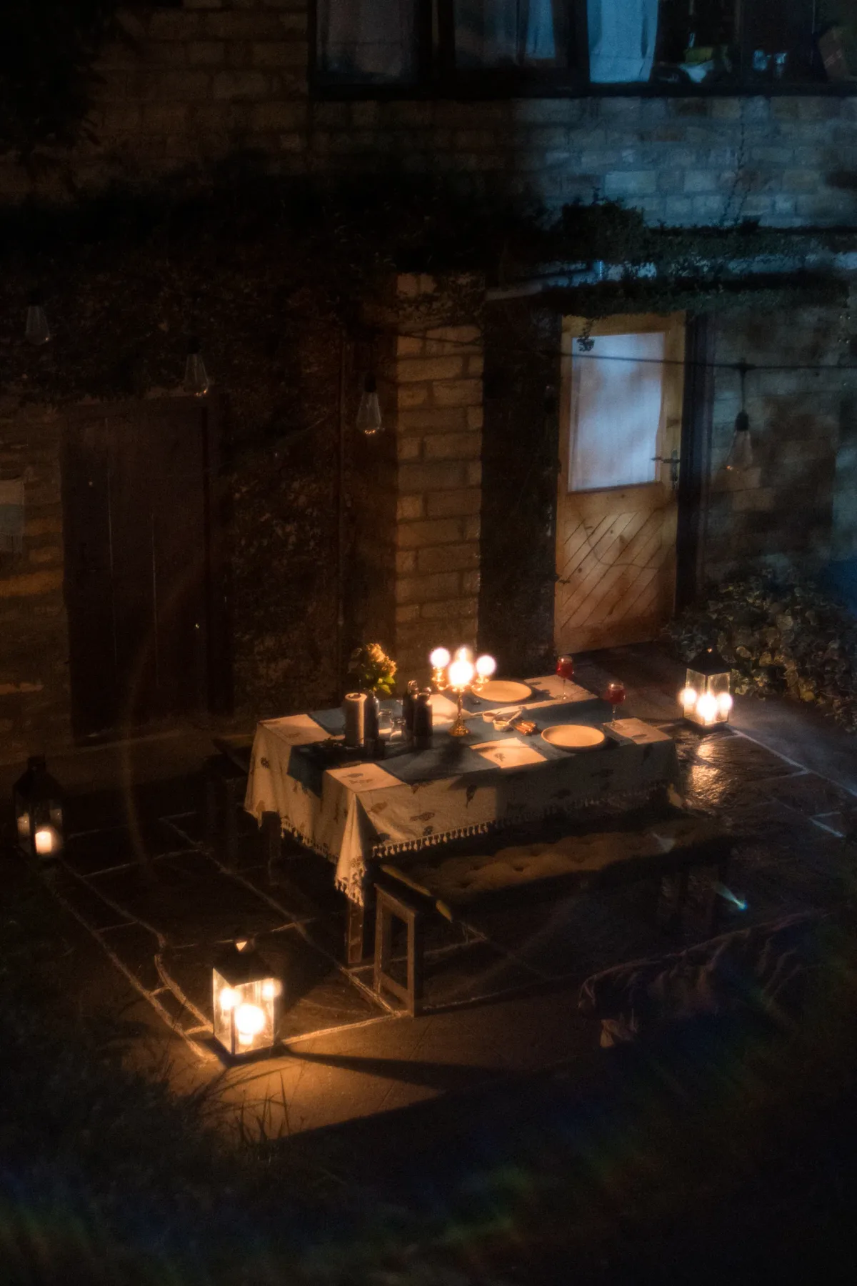 HUSHSTAY X HOUSE ON THE SLOPE — photo 1 of 54